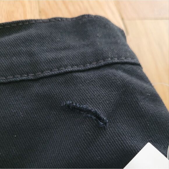 🤸♀️3 for 12🤸♂️ NWT Gloria Vanderbilt Amanda Slimming Capri *Flaw* - Picture 5 of 7